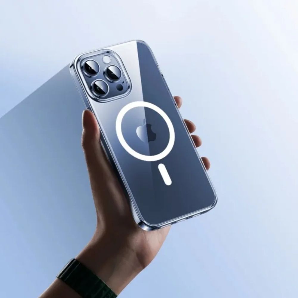 Anker iPhone 15 Pro Clear Magnetic Phone Case