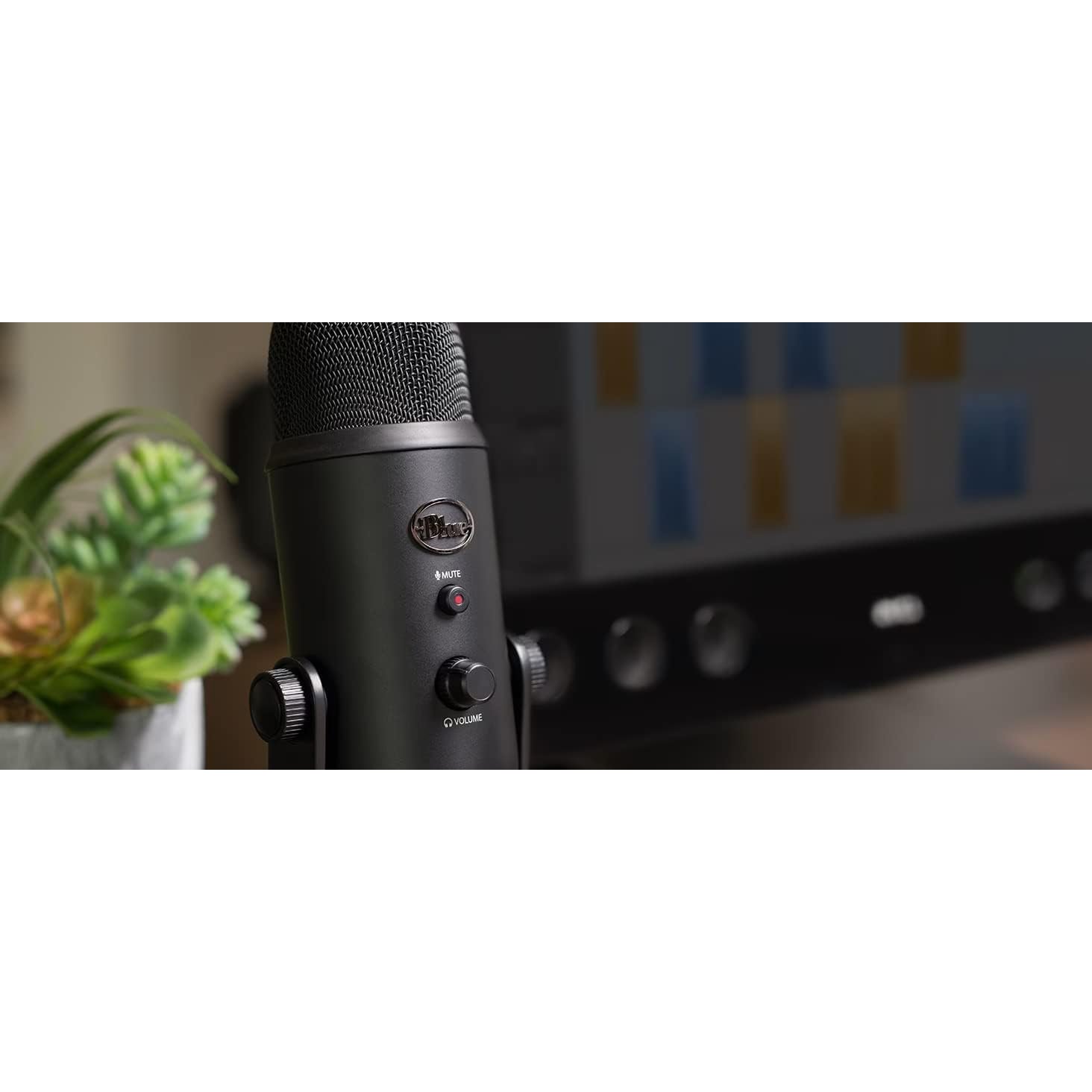 Blue Yeti USB Microphone & Logitech C922 Pro HD Webcam
