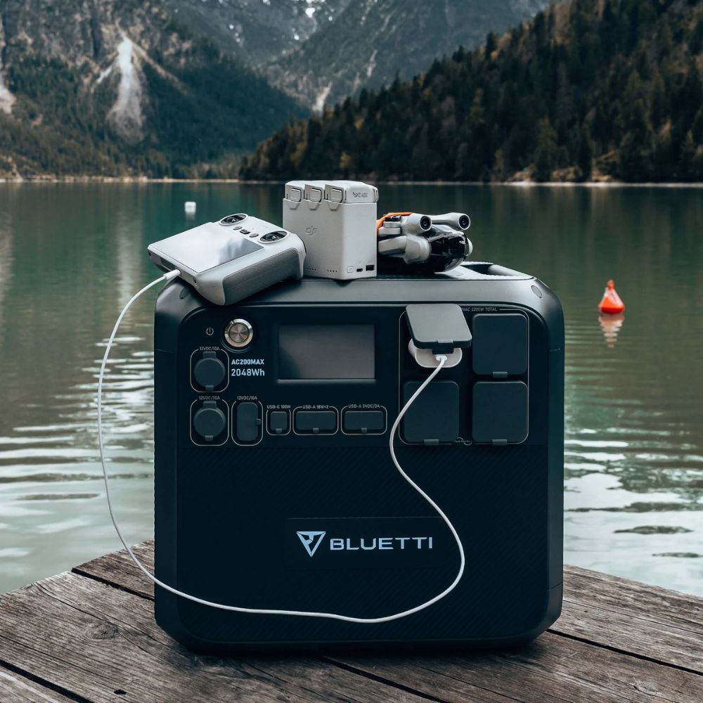 BLUETTI AC200MAX Expandable Power Station | 2200W 2048Wh