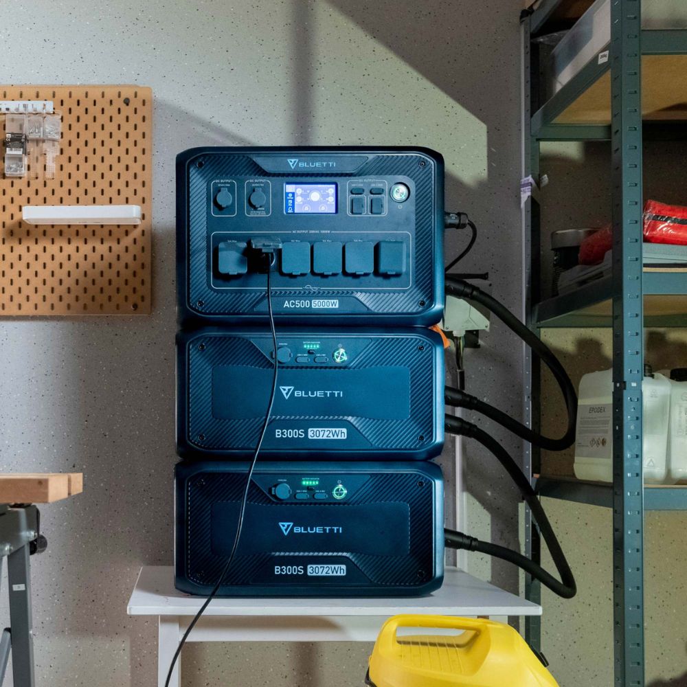 BLUETTI AC500 + B300S Home Battery Backup | 5000W 3072Wh
