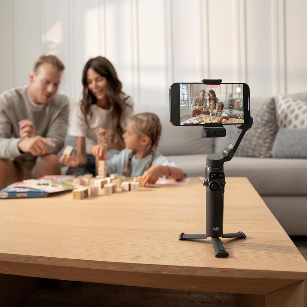 DJI Osmo Mobile 8 Advanced Tracking Combo – AI Native Tracking – Built-in Audio & Lighting – 360° Pan Rotation