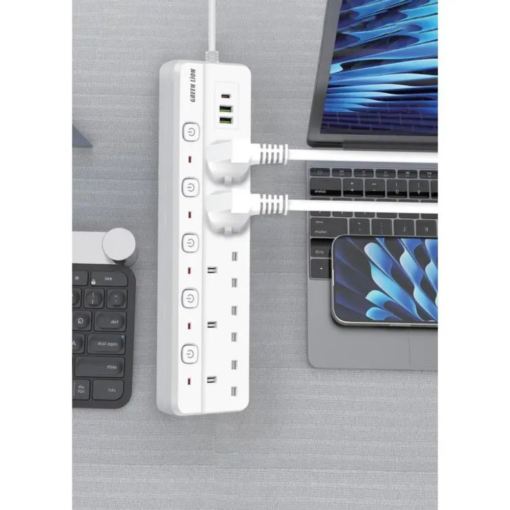 Green Lion Power Socket 2 USB-A & 1 Type-C – White