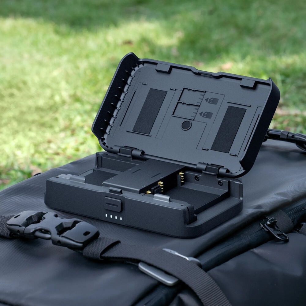 Insta360 Portable Charging Case for Ace-X3-X4 Batteries
