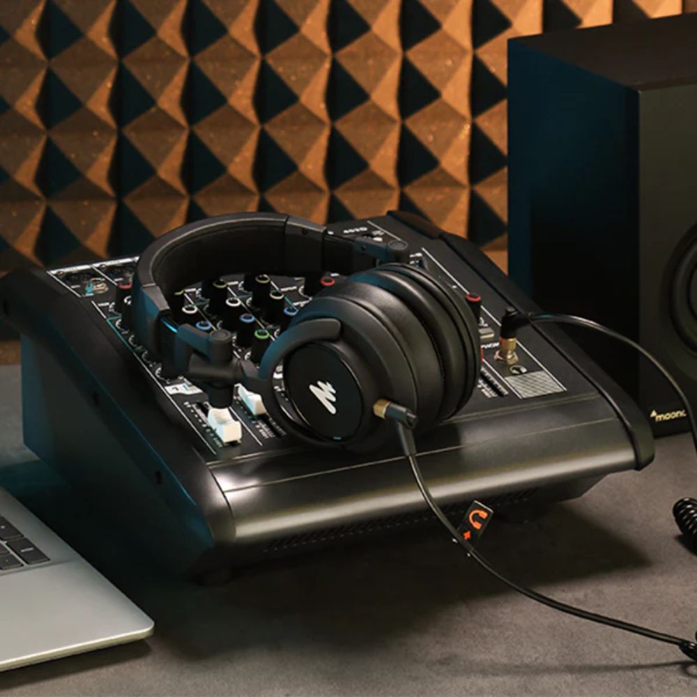 MAONO AU-MH601 Studio Monitoring Over-Ear Headphone