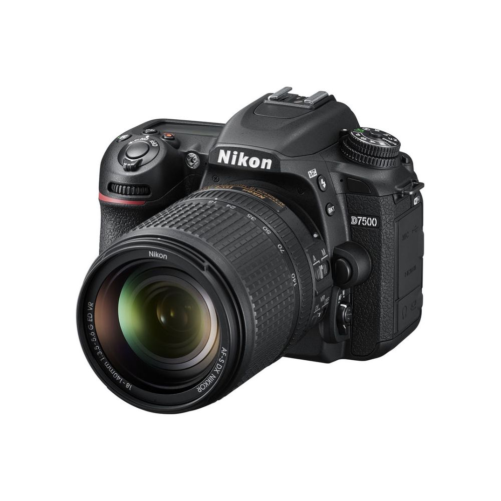 Nikon D7500 DSLR Camera with 18-140mm