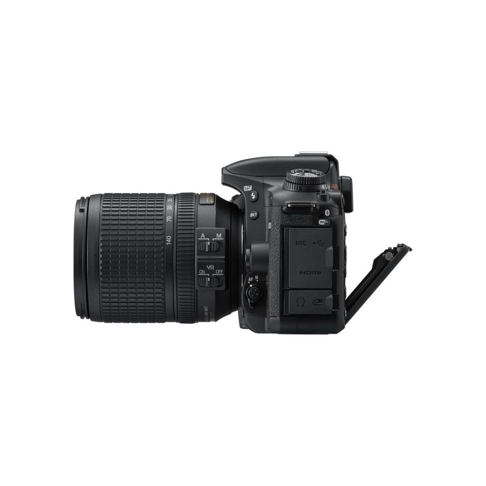Nikon D7500 DSLR Camera with 18-140mm