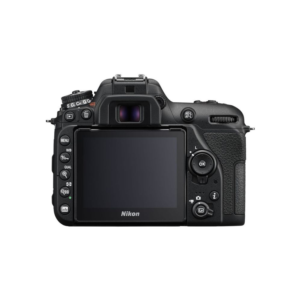 Nikon D7500 DSLR Camera with 18-140mm