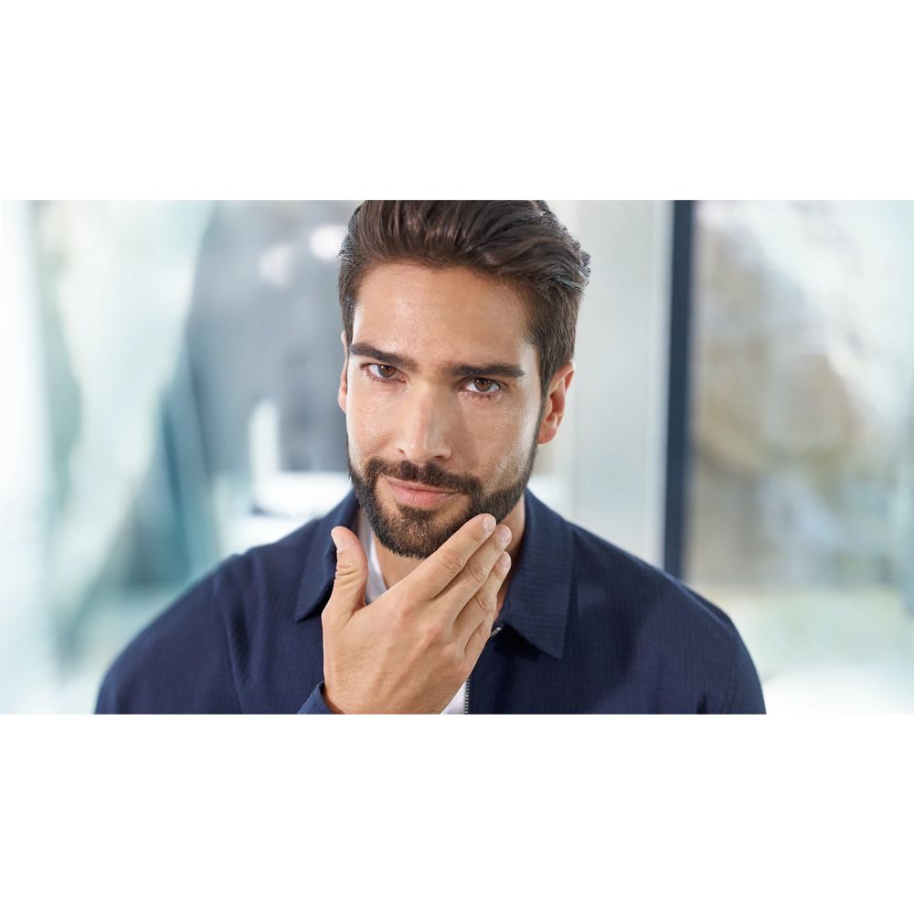 Philips Norelco Multigroom 5000 Face Head and Body MG5750/49