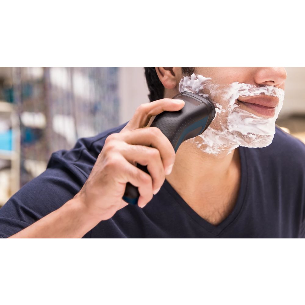 Philips Shaver series 1000 Wet or Dry electric shaver – S1121/40