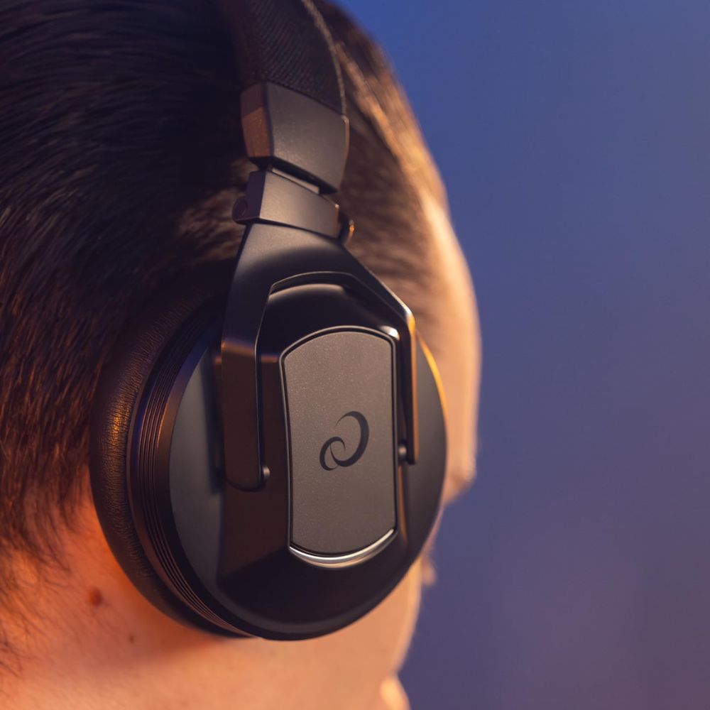 Pioneer HDJ-F10 Professional Wireless DJ Headphones
