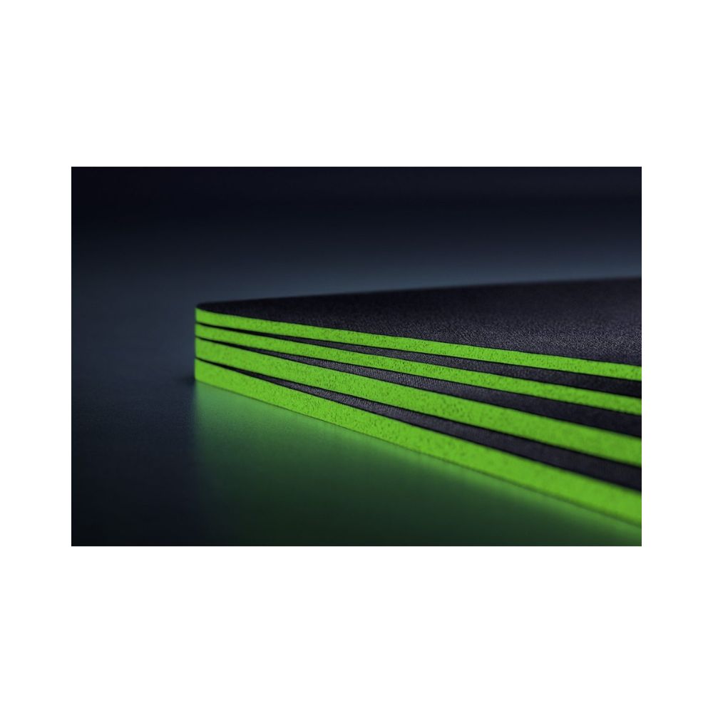 Razer Gigantus V2 Medium Gaming Mouse Mat