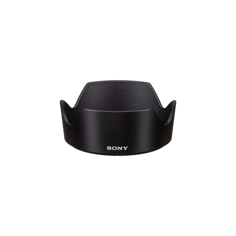 Sony FE 35mm f/1.8 Lens Super Sharp