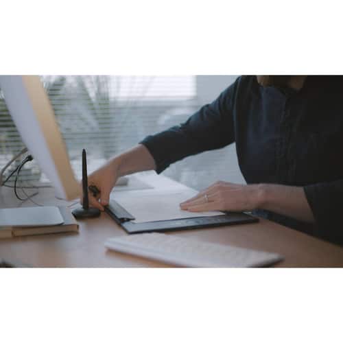 Wacom Intuos Pro Paper Edition Creative Pen Tablet (Large)